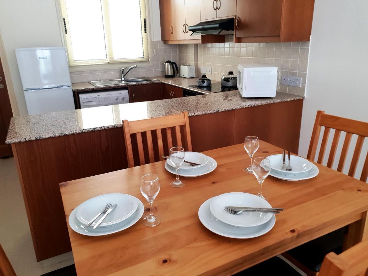 Ground Floor One Bedroom Apartment, Vanessa Complex بييا المظهر الخارجي الصورة