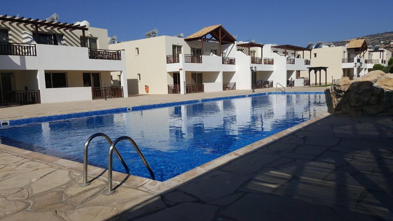 Ground Floor One Bedroom Apartment, Vanessa Complex بييا المظهر الخارجي الصورة